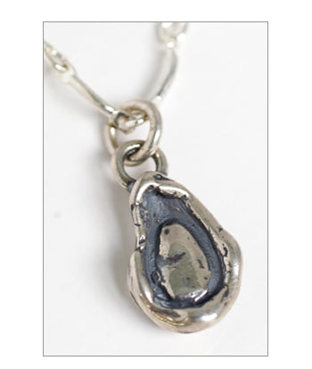 Oyster Small Necklace