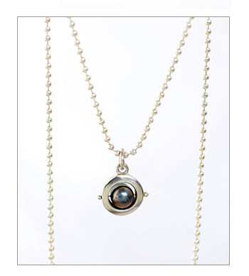 Saturn Pendant with Black Pearl